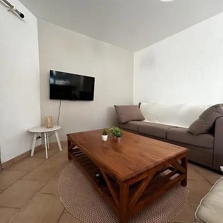 282 - Au Petit Baigneur שאלאן