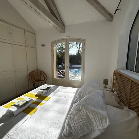 282 - Au Petit Baigneur * שאלאן