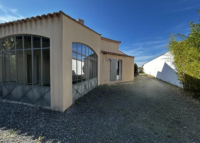 282 - Au Petit Baigneur *