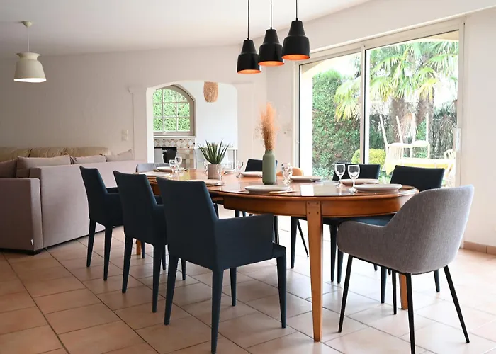 282 - Au Petit Baigneur *